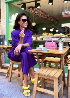 Nazan Eckes feet photo thumbnail