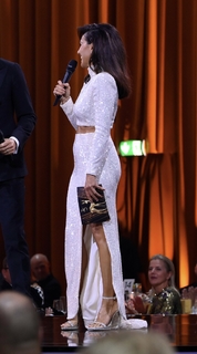 Nazan Eckes feet photo thumbnail