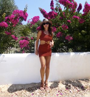 Nazan Eckes feet photo 6