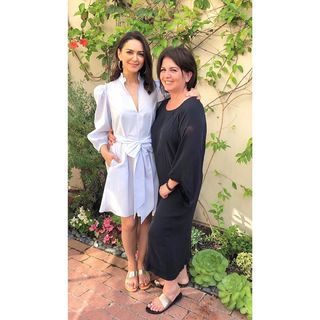 Nazanin Boniadi feet photo thumbnail