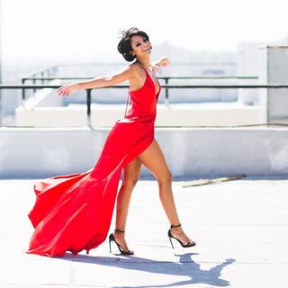 Nazanin Mandi feet photo 10