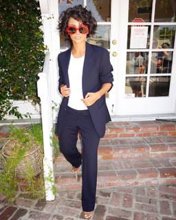 Nazanin Mandi feet photo 2