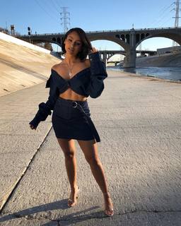 Nazanin Mandi feet photo 11