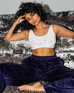 Nazanin Mandi feet photo 4