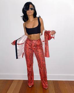 Nazanin Mandi feet photo 1