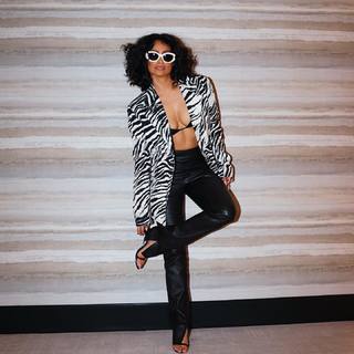 Nazanin Mandi feet photo 11