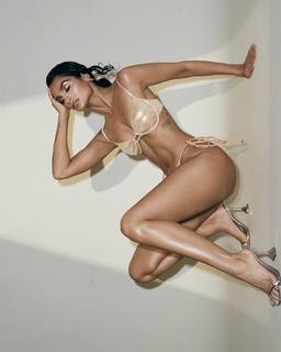 Nazanin Mandi feet photo 2