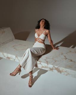 Nazanin Mandi feet photo 16