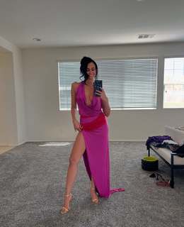 Nazanin Mandi feet photo 9