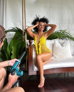 Nazanin Mandi feet photo 14