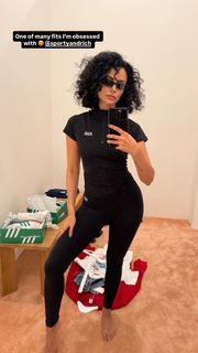 Nazanin Mandi feet photo 2