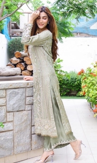 Nazish Jahangir feet photo thumbnail