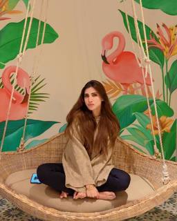 Nazish Jahangir feet photo thumbnail