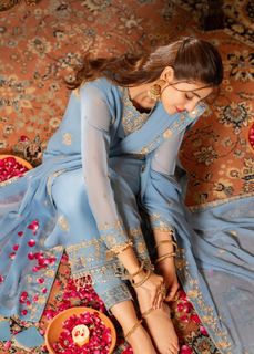 Nazish Jahangir feet photo thumbnail