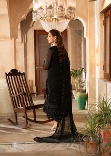 Nazish Jahangir feet photo thumbnail