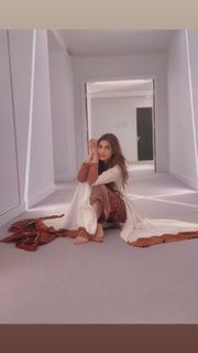 Nazish Jahangir feet photo thumbnail