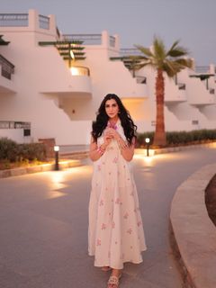 Nazish Jahangir feet photo thumbnail