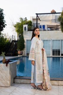 Nazish Jahangir feet photo 5