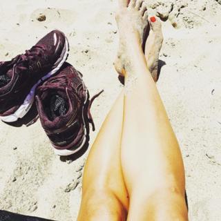 Nazneen Contractor feet photo 16