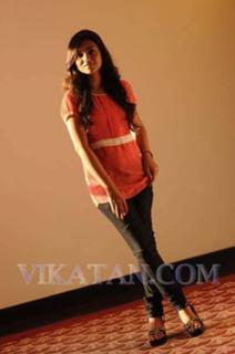 Nazriya Nazim feet photo thumbnail