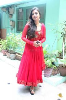 Nazriya Nazim feet photo thumbnail