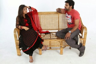Nazriya Nazim feet photo thumbnail