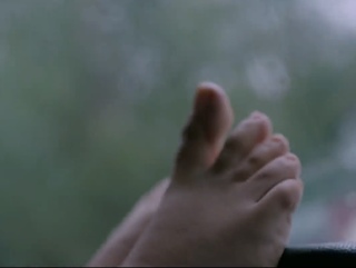 Nazriya Nazim feet photo thumbnail