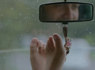 Nazriya Nazim feet photo thumbnail