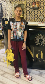 Nazriya Nazim feet photo thumbnail