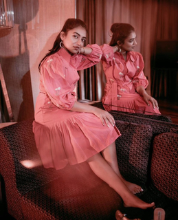 Nazriya Nazim feet photo thumbnail