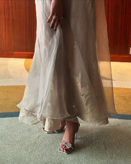 Nazriya Nazim feet photo thumbnail