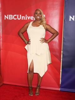 NeNe Leakes feet photo thumbnail