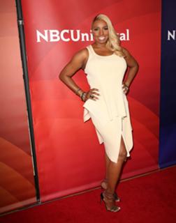 NeNe Leakes feet photo thumbnail