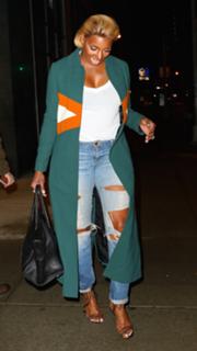 NeNe Leakes feet photo thumbnail