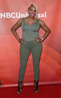 NeNe Leakes feet photo thumbnail