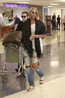 NeNe Leakes feet photo thumbnail