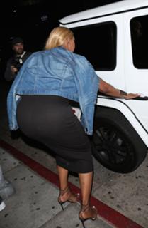 NeNe Leakes feet photo thumbnail