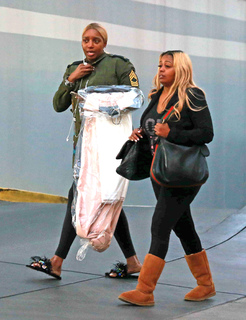 NeNe Leakes feet photo thumbnail