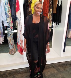 NeNe Leakes feet photo thumbnail