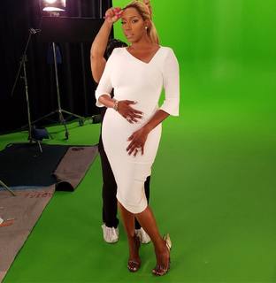 NeNe Leakes feet photo thumbnail