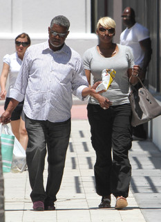 NeNe Leakes feet photo thumbnail