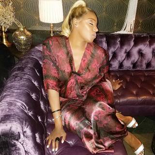 NeNe Leakes feet photo thumbnail