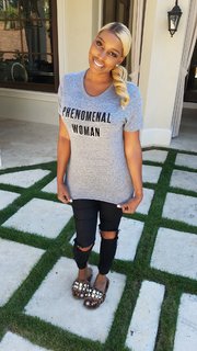 NeNe Leakes feet photo thumbnail