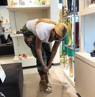 NeNe Leakes feet photo thumbnail