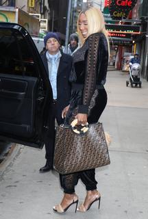 NeNe Leakes feet photo thumbnail