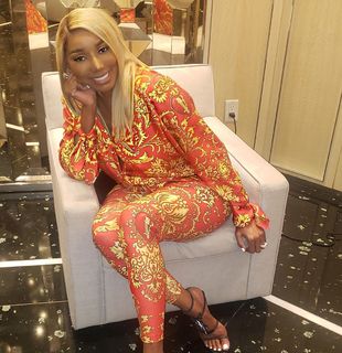 NeNe Leakes feet photo thumbnail