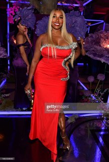 NeNe Leakes feet photo thumbnail