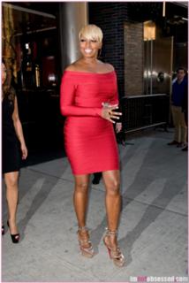NeNe Leakes feet photo thumbnail