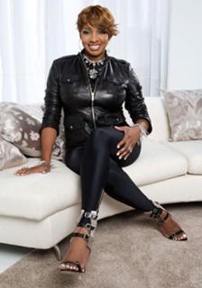 NeNe Leakes feet photo thumbnail
