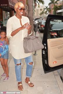 NeNe Leakes feet photo thumbnail